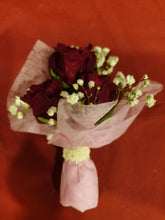 Load image into Gallery viewer, Roses - Small Bouquet