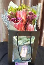 Load image into Gallery viewer, Protea Green